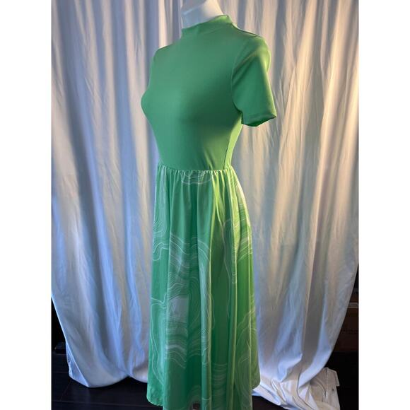 Shein Green Mock Neck Midi Dress with Abstract Skirt - Size Small - Picture 4 of 9